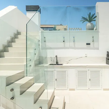 Elegant Urban Living By The In