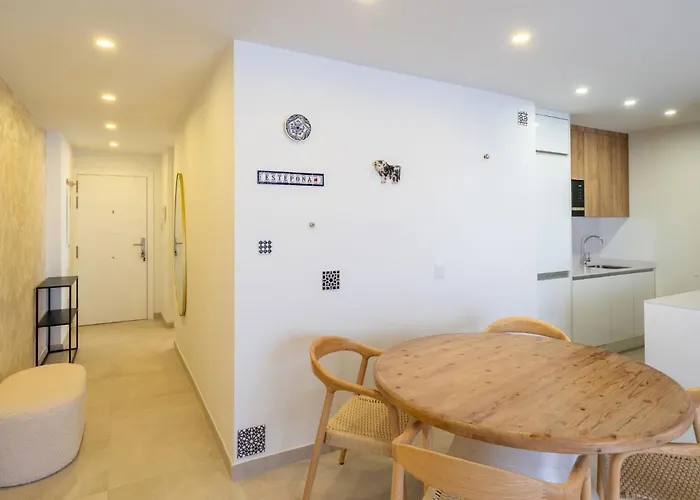 Elegant Urban Living By The In