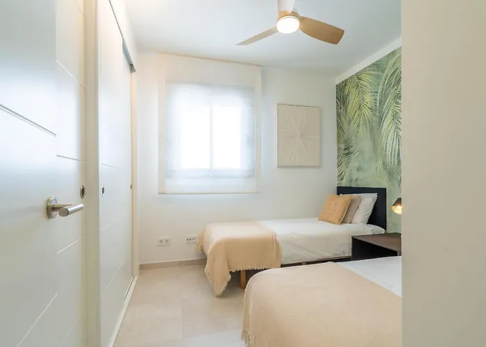 Lejlighed Elegant Urban Living By The In Estepona