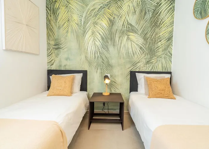 Elegant Urban Living By The In *